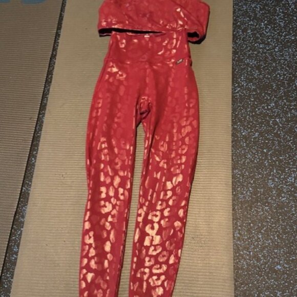 Bombshell Burgandy Leggings and Sports Bra - Picture 9 of 16